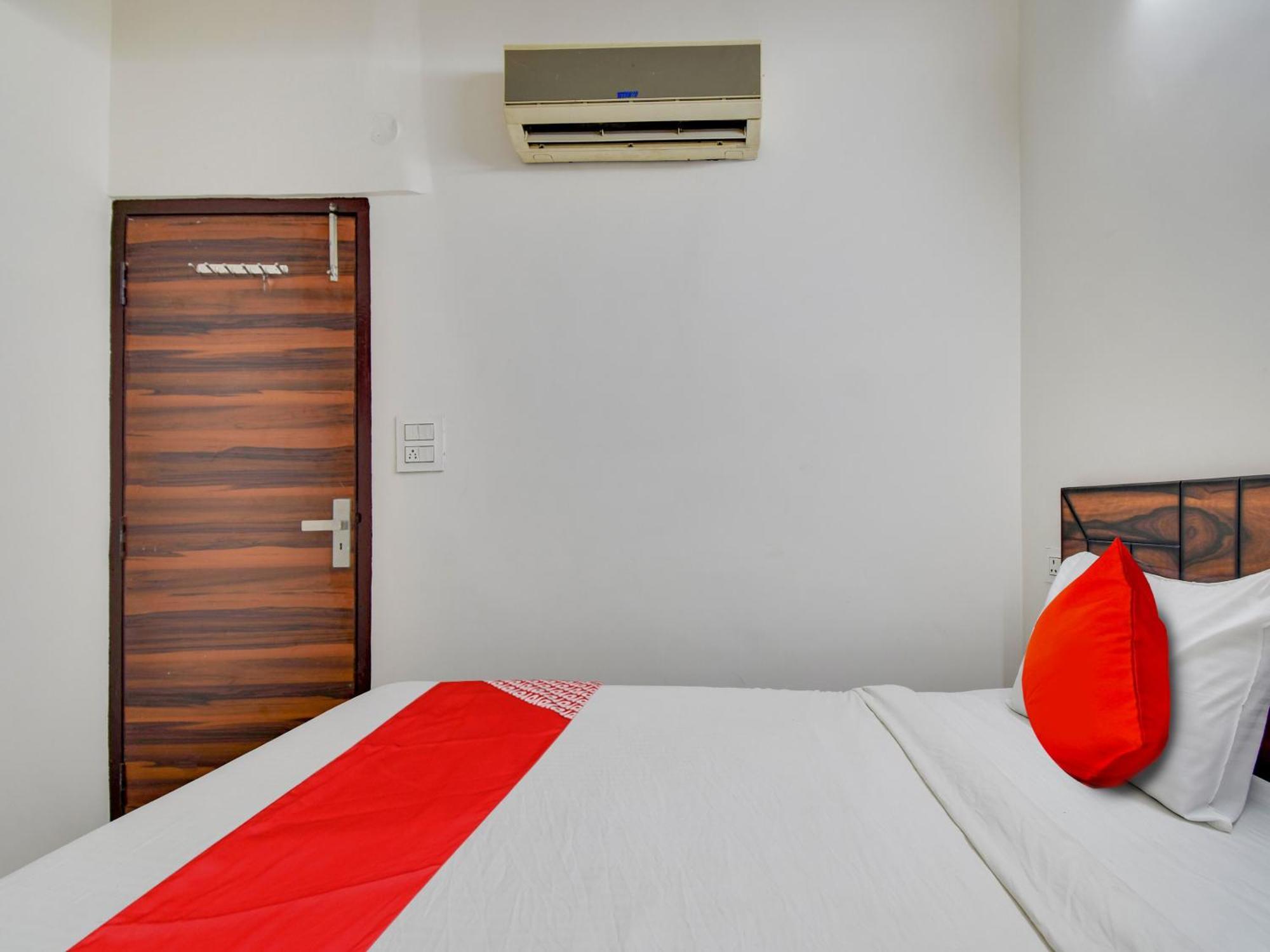 Hotel O Dream Palace New Delhi Extérieur photo